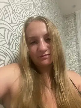 Emilia ki online show from July 3, 2026, 8:15 pm