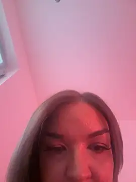 elina amara  online show from June 16, 2026, 1:55 pm