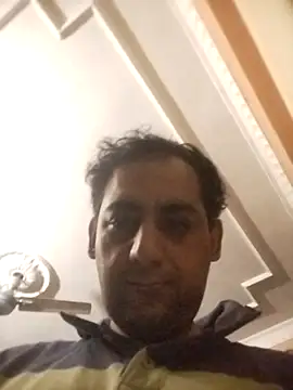 chuby38male online show from July 14, 2026, 11:44 pm