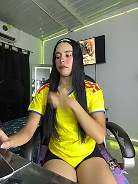 Lesly Cute  online show from June 19, 2026, 4:18 am