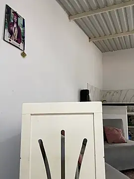 Lesly Cute  online show from July 18, 2026, 12:14 pm
