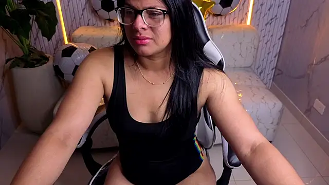sarah bay tx online show from July 1, 2026, 7:47 pm