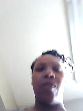 Snapshot of NAOMIdaFreakXXXXX chatting on December 19, 2025, 1:57 pm NAOMIdaFreakXXXXX online show from December 19, 2025, 1:57 pm