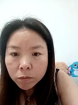 lukby0 online show from June 18, 2026, 3:05 am