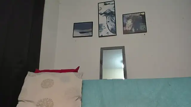 Crazy addixtion online show from July 29, 2026, 11:04 pm