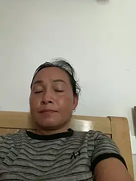 Loly hana online show from June 28, 2026, 2:51 am