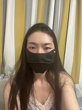 xiaojiao520 online show from June 19, 2026, 4:35 pm