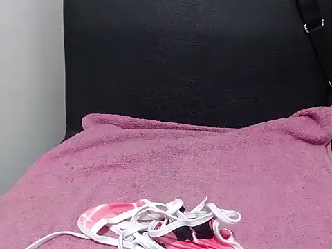skinny nastyy online show from July 31, 2026, 2:37 pm