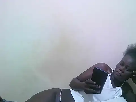 Snapshot of bianca_love2 chatting on July 3, 2026, 10:00 am bianca love2 online show from July 3, 2026, 10:00 am