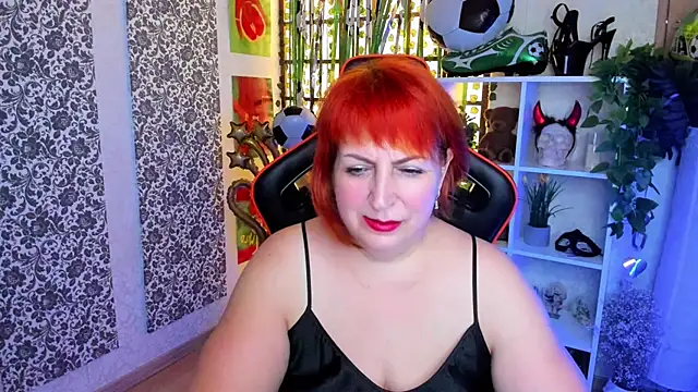 Joana Woods online show from July 18, 2026, 1:47 am