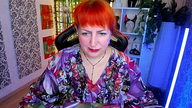 Joana Woods online show from July 30, 2026, 8:46 am