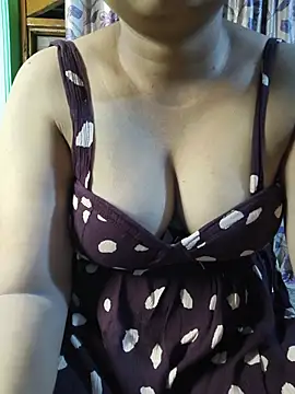 sexy-pari8 online show from July 16, 2026, 5:43 pm