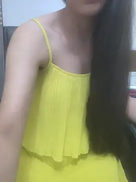 sushmita0 online show from July 13, 2026, 5:45 pm