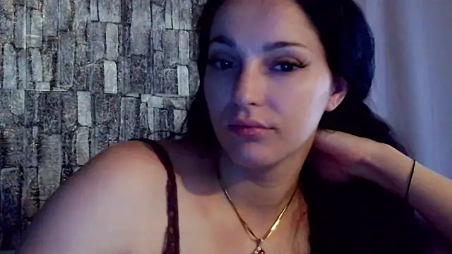 Ellara- online show from June 21, 2026, 4:02 pm