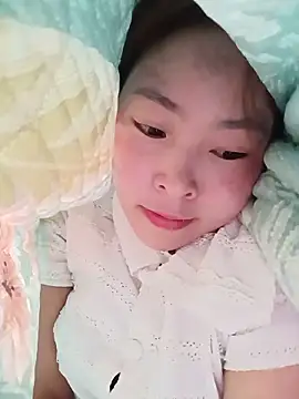Emxinh-milo online show from June 19, 2026, 4:07 am