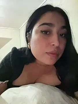 Kittynoir Chile online show from July 14, 2026, 5:12 am