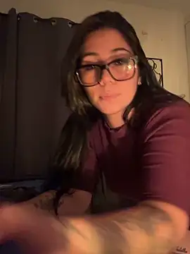 nayara2000 online show from June 23, 2026, 12:30 am