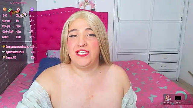 roxxy pink  online show from July 22, 2026, 2:08 pm