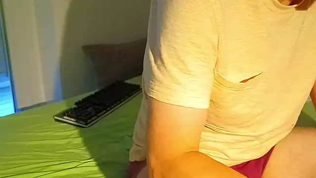 MIDAS42068 online show from June 20, 2026, 3:33 am