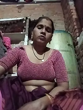 Hot shiri online show from July 3, 2026, 3:29 pm