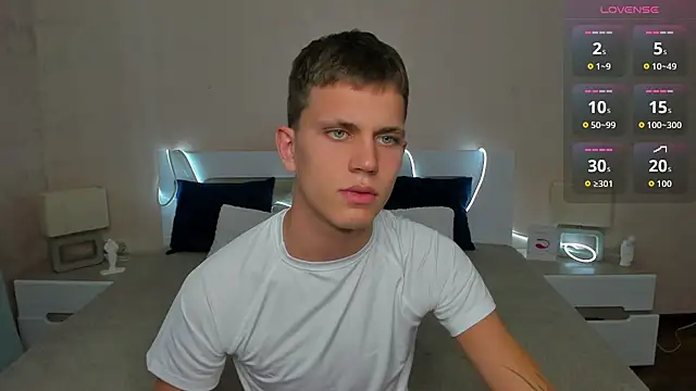 m0neyken online show from July 11, 2026, 2:23 am