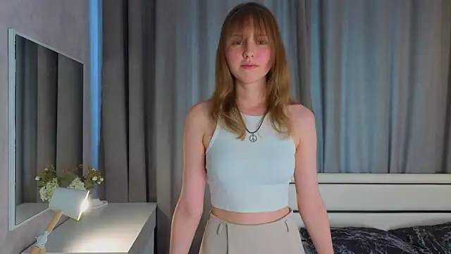SunnySikarskie online show from June 26, 2026, 4:29 am