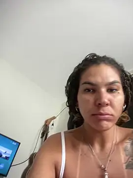 Snapshot of casalfogoegasolina chatting on June 27, 2026, 1:39 pm casalfogoegasolina online show from June 27, 2026, 1:39 pm