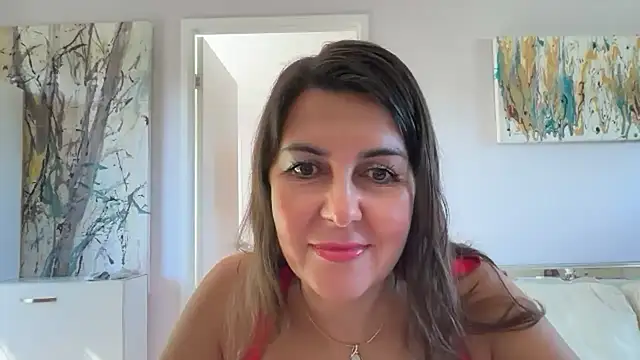 Jonellasa online show from July 4, 2026, 2:29 am