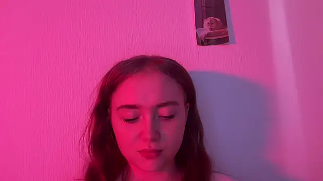 Joloria online show from June 21, 2026, 3:45 am