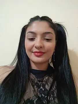 Ambra-Long online show from July 3, 2026, 7:42 pm