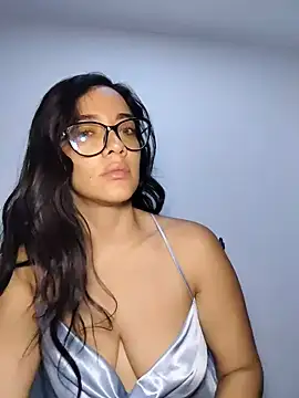 Snapshot of _Nisha_MD chatting on June 26, 2026, 2:45 pm Nisha MD online show from June 26, 2026, 2:45 pm