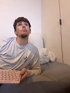 hypnoclouds online show from August 8, 2026, 9:27 am