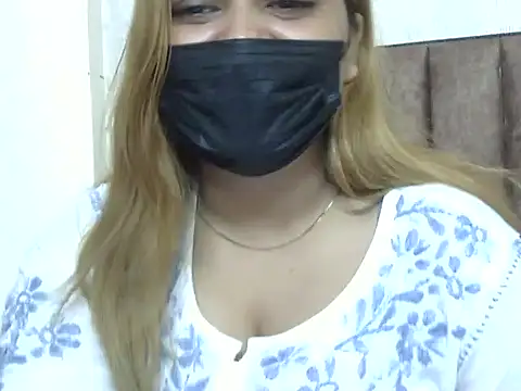 Snapshot of Sexyy_Sana chatting on July 9, 2026, 7:35 pm Sexyy Sana online show from July 9, 2026, 7:35 pm