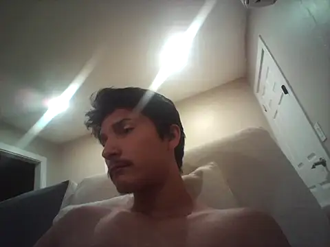 Nicks10in online show from August 5, 2026, 4:50 am