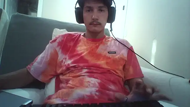 Nicks10in online show from July 28, 2026, 2:30 am