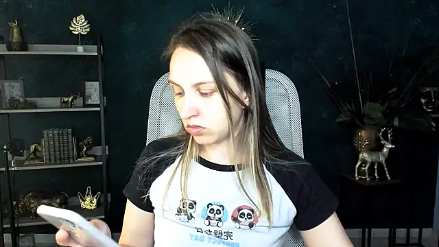 ErinWise online show from July 18, 2026, 8:34 am