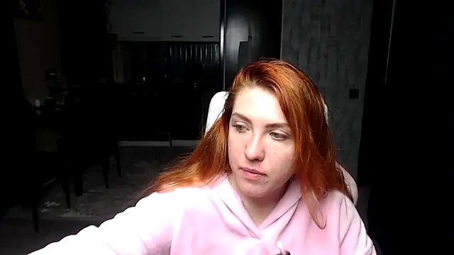 Snapshot of Reginasmilee chatting on April 11, 2026, 3:03 am Reginasmilee online show from April 11, 2026, 3:03 am