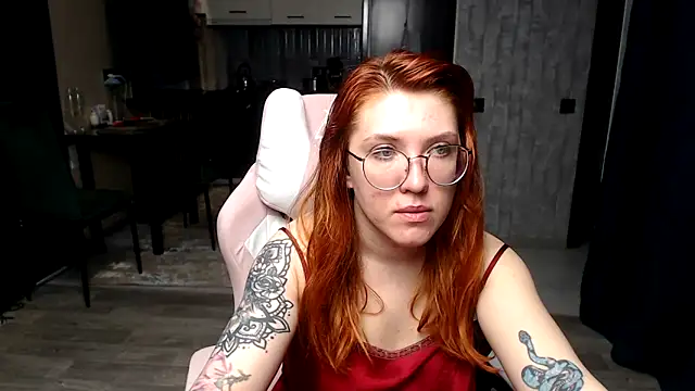 Snapshot of Reginasmilee chatting on March 30, 2026, 3:19 am Reginasmilee online show from March 30, 2026, 3:19 am