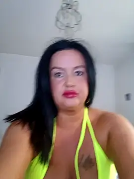 LexiLouBabe online show from June 27, 2026, 7:42 pm