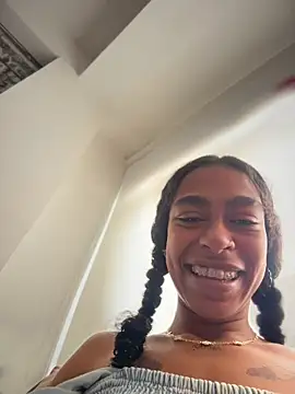 Snapshot of Samantha-LS chatting on June 30, 2026, 3:23 pm Samantha-LS online show from June 30, 2026, 3:23 pm