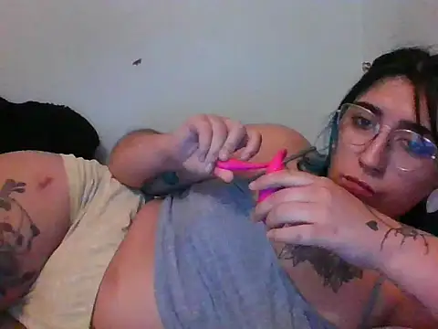 Snapshot of Messalina_exotik chatting on July 14, 2026, 2:49 am Messalina exotik online show from July 14, 2026, 2:49 am