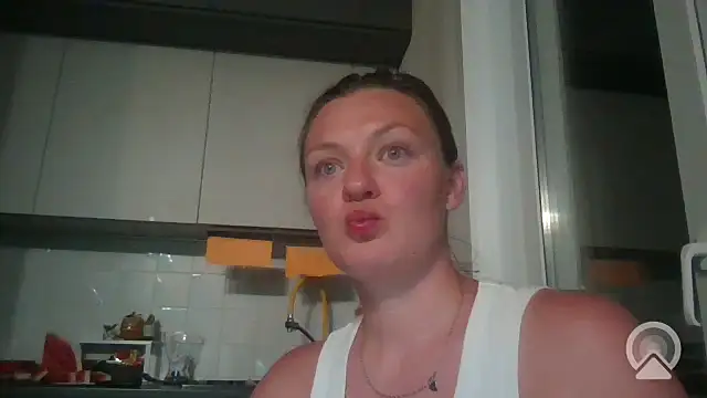 Zorelyva online show from July 19, 2026, 9:11 pm