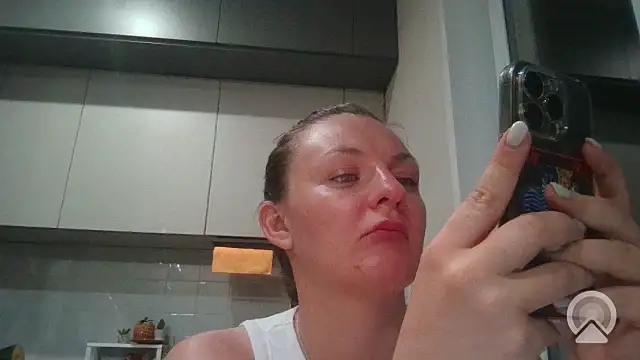 Zorelyva online show from July 18, 2026, 9:56 pm