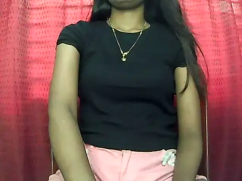 Siyaralove online show from August 4, 2026, 4:06 am