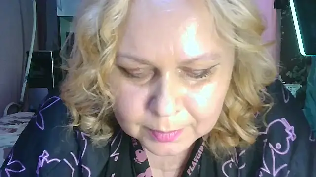 Roksolana5398 online show from July 6, 2026, 10:22 am