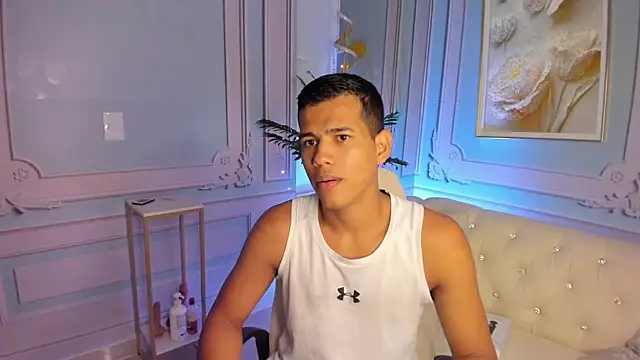 Noah sexhotty online show from June 26, 2026, 2:28 am