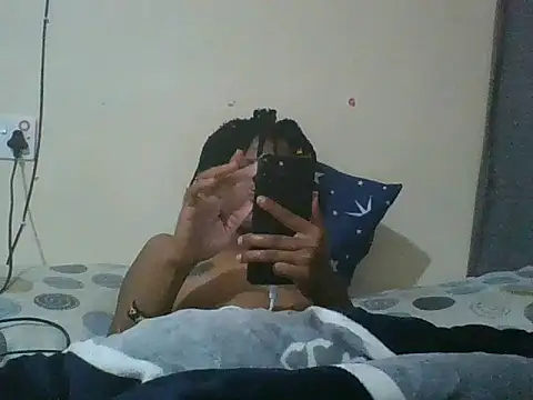 hot-peaches22 online show from July 20, 2026, 7:16 am