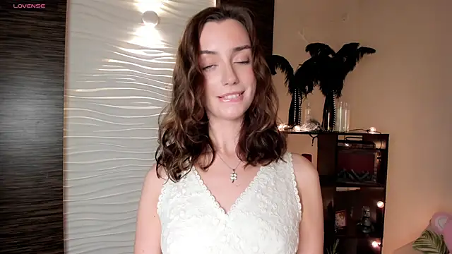 SSweettyGirl online show from June 26, 2026, 3:51 pm