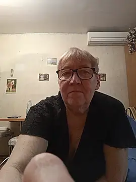 Molli1408 online show from July 11, 2026, 1:33 pm