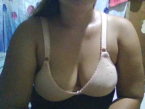 LadyAnn19 online show from June 30, 2026, 1:55 pm